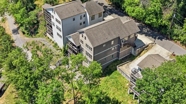 $1,300,000 | 334 Pine Ridge Road, Chattanooga, TN 37405