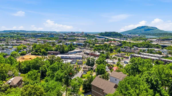 $1,300,000 | 334 Pine Ridge Road, Chattanooga, TN 37405