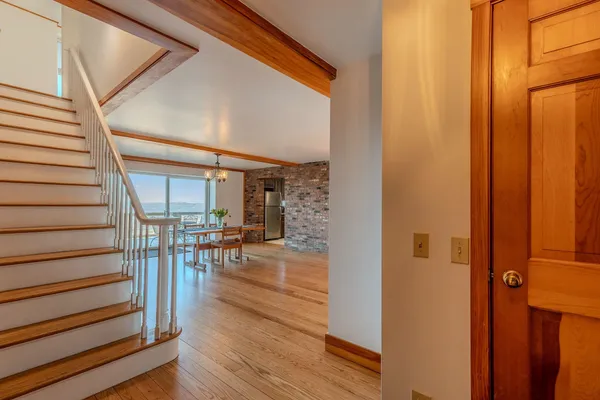 $750,000 | 57 Pearl Buck Drive, Unit 33, Winhall, VT 05340