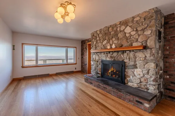 $750,000 | 57 Pearl Buck Drive, Unit 33, Winhall, VT 05340