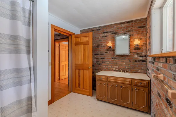 $750,000 | 57 Pearl Buck Drive, Unit 33, Winhall, VT 05340