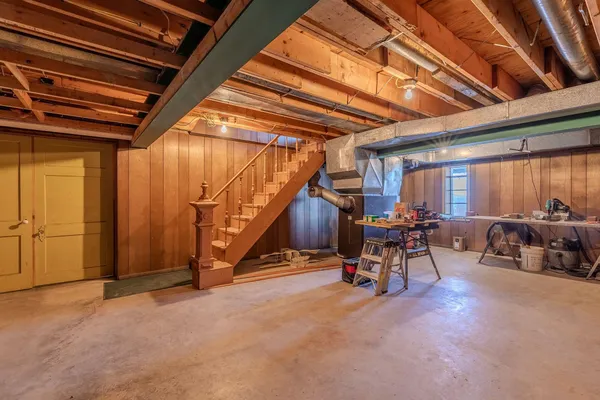 $750,000 | 57 Pearl Buck Drive, Unit 33, Winhall, VT 05340