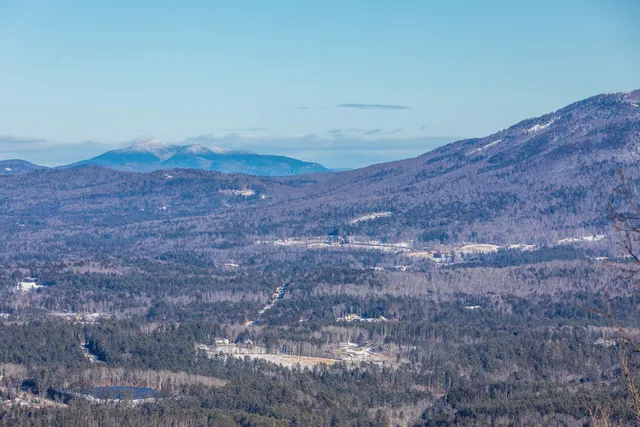 $750,000 | 57 Pearl Buck Drive, Unit 33, Winhall, VT 05340