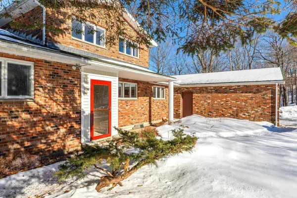 $750,000 | 57 Pearl Buck Drive, Unit 33, Winhall, VT 05340