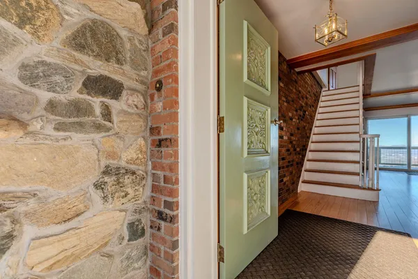 $750,000 | 57 Pearl Buck Drive, Unit 33, Winhall, VT 05340