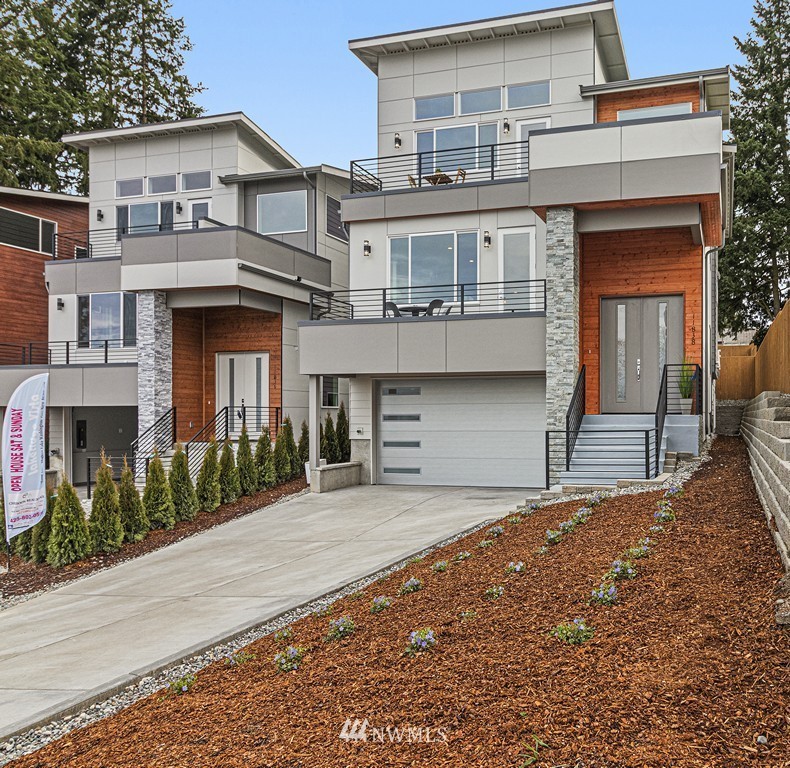 11838 79th Avenue South Seattle, WA 98178 - Photo 1 of 40