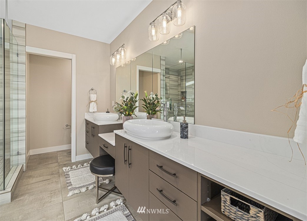 11838 79th Avenue South Seattle, WA 98178 - Photo 22 of 40