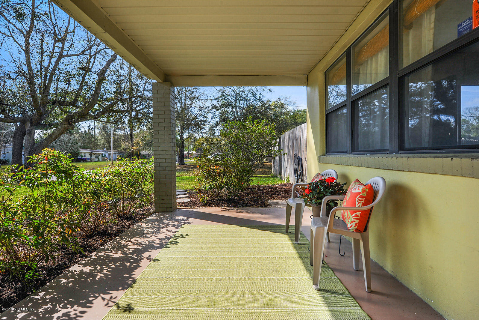 6164 Suwanee Road Jacksonville, FL 32217 - Photo 5 of 23 Front porch