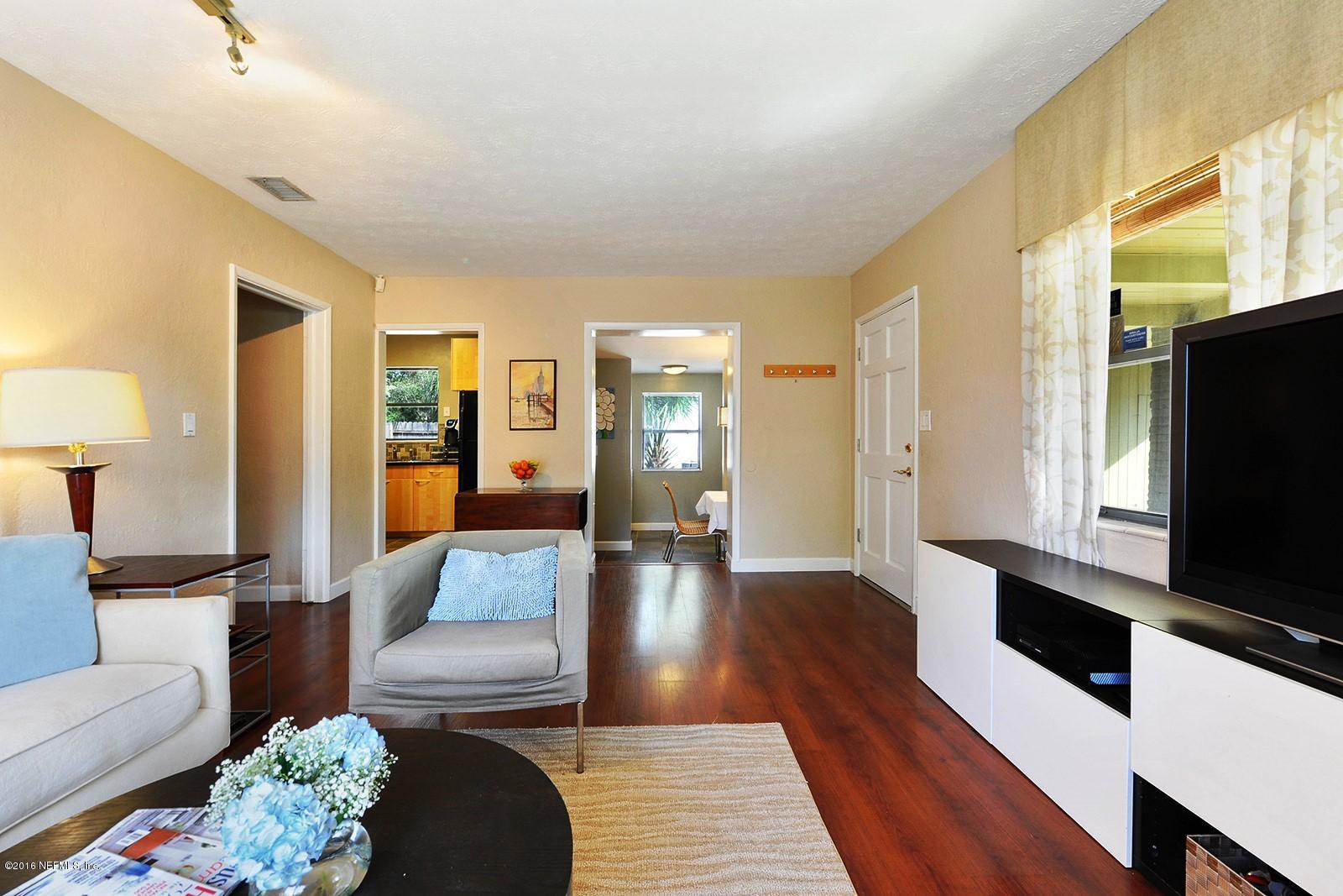 6164 Suwanee Road Jacksonville, FL 32217 - Photo 10 of 23 Living Room 3
