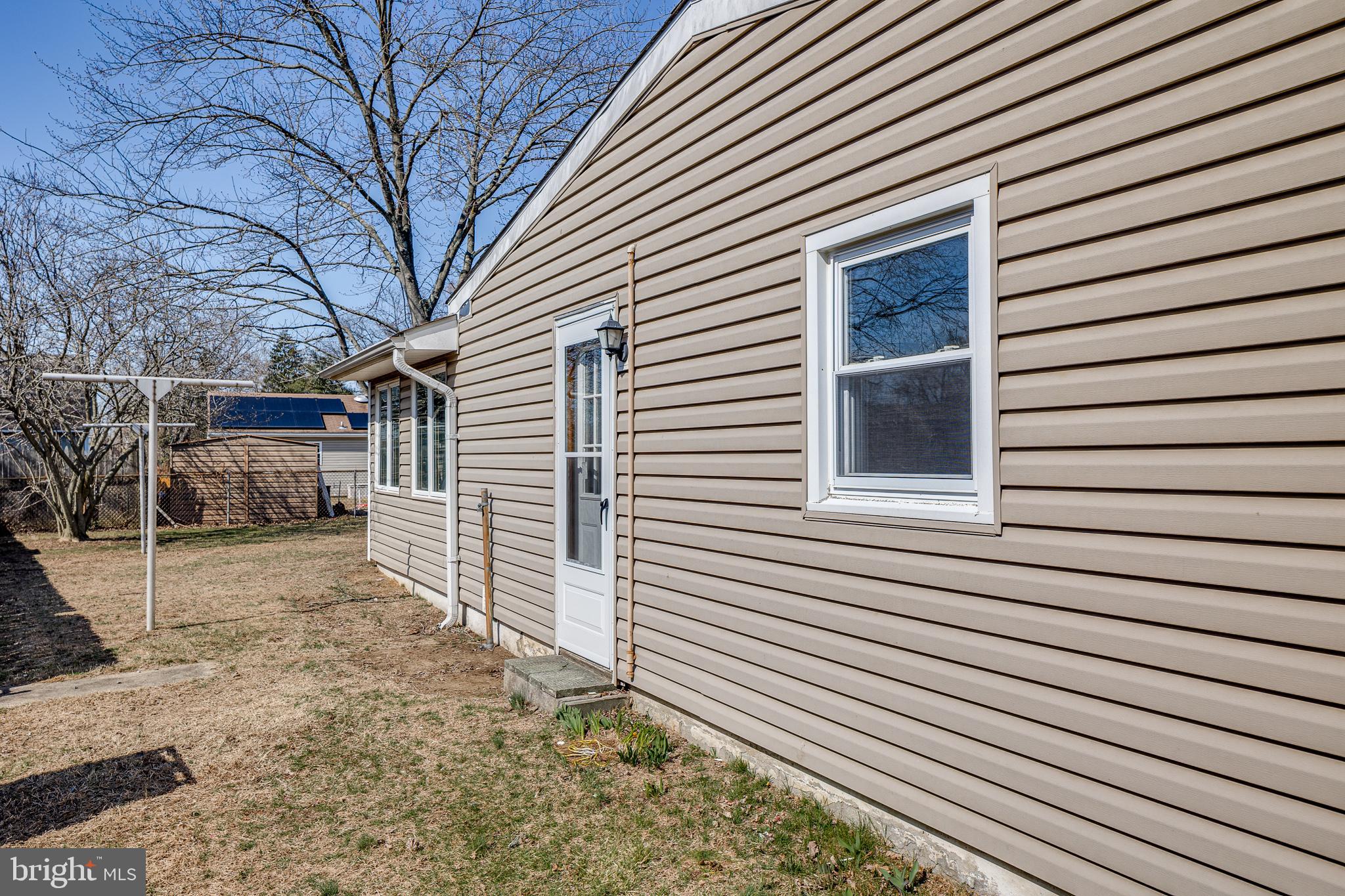 917 Rigg Road Burlington, NJ 08016 - Photo 27 of 31 side