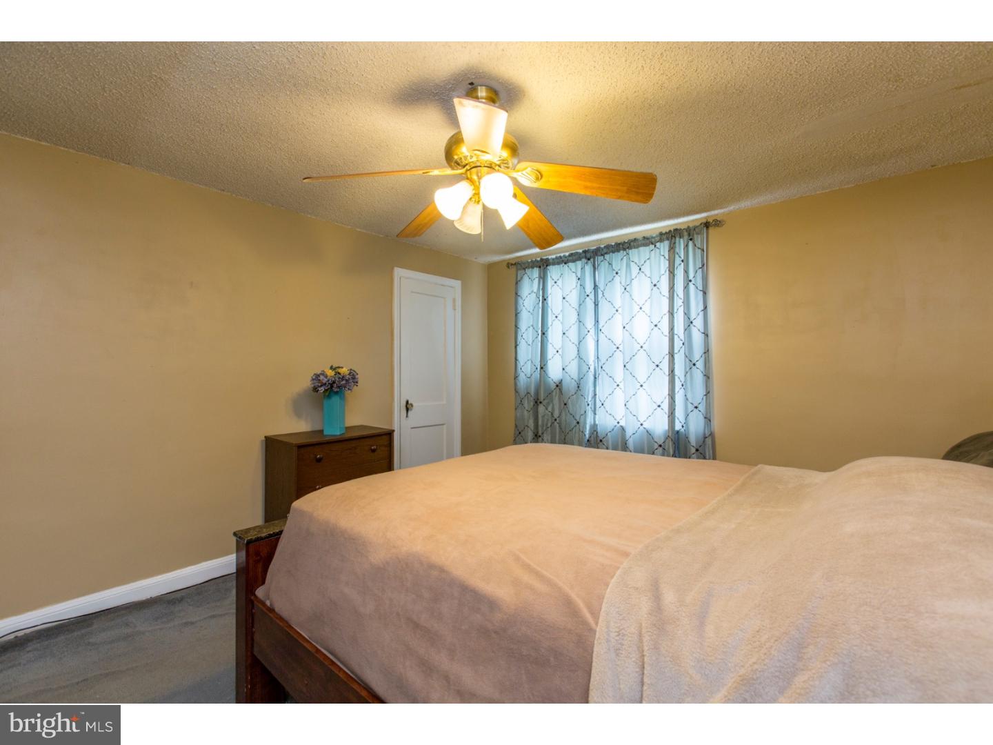 1812 Merribrook Road Philadelphia, PA 19151 - Photo 14 of 21 Bedroom - Main