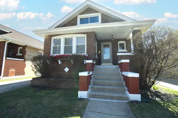 $429,900 | 6840 30th Street, Berwyn, IL 60402