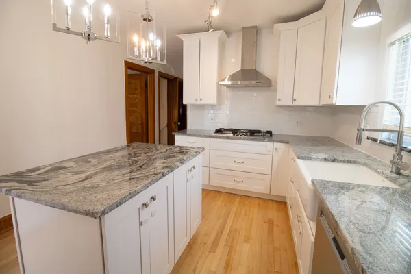 $429,900 | 6840 30th Street, Berwyn, IL 60402