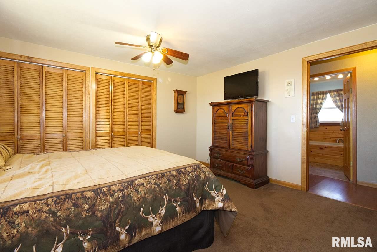 20627 Washington Road Morton, IL 61550 - Photo 14 of 32 Gallery Image 14