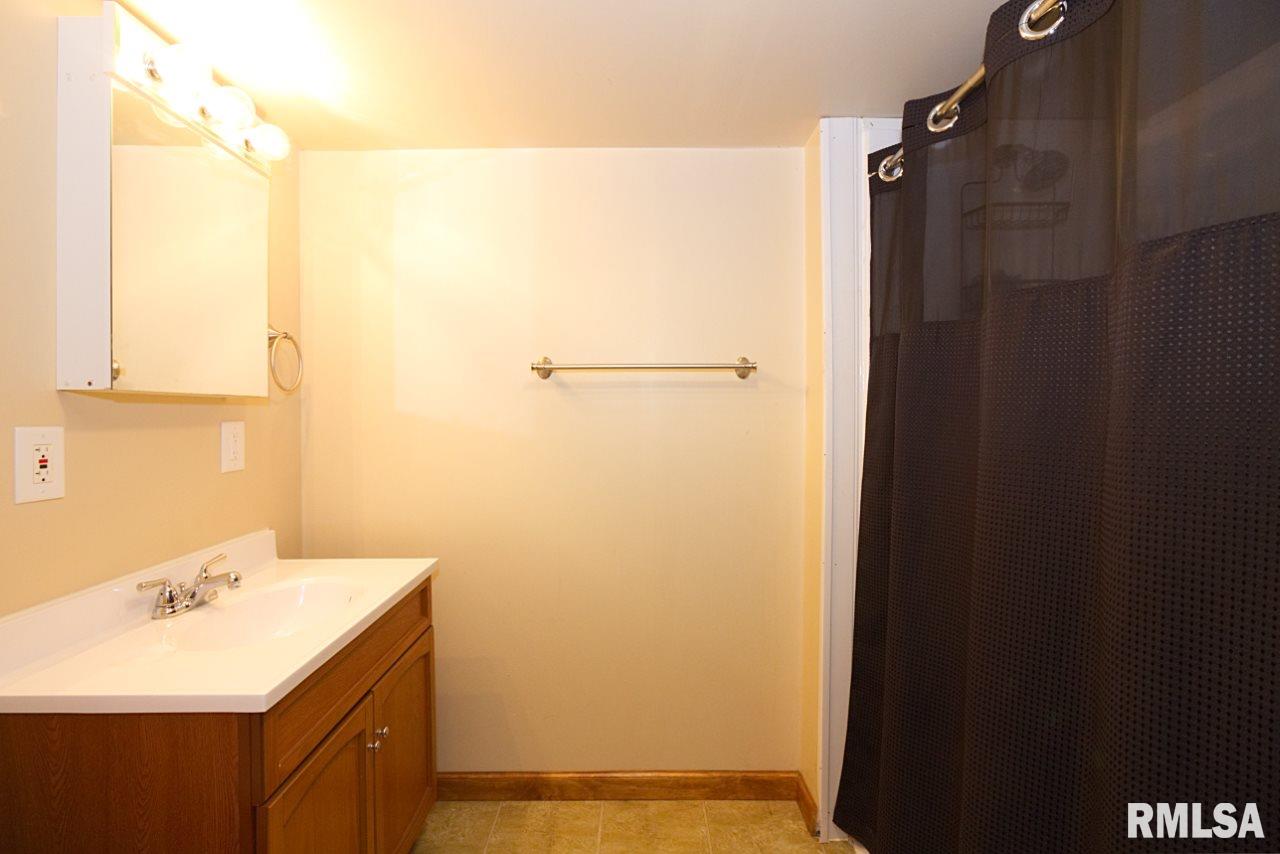 20627 Washington Road Morton, IL 61550 - Photo 23 of 32 Gallery Image 23
