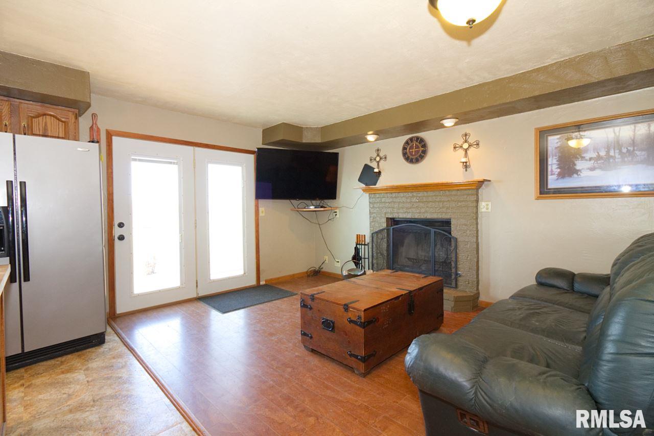 20627 Washington Road Morton, IL 61550 - Photo 9 of 32 Gallery Image 9