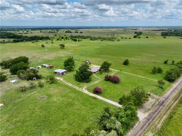 $498,895 | 2247 Lcr 654, Thornton, TX 76687