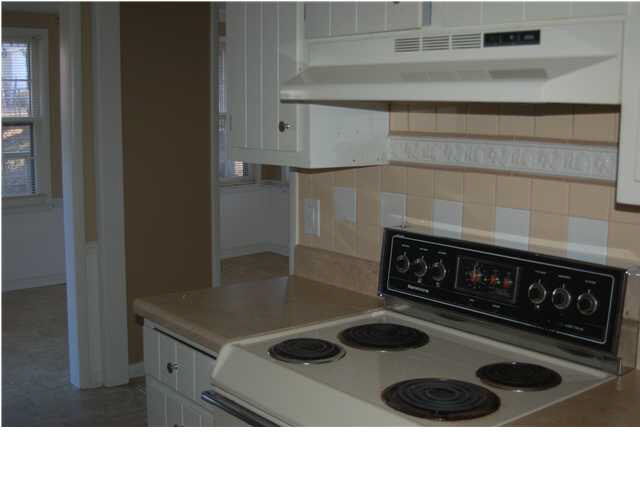 2525 Shoemaker Street Birmingham, AL 35235 - Photo 5 of 32