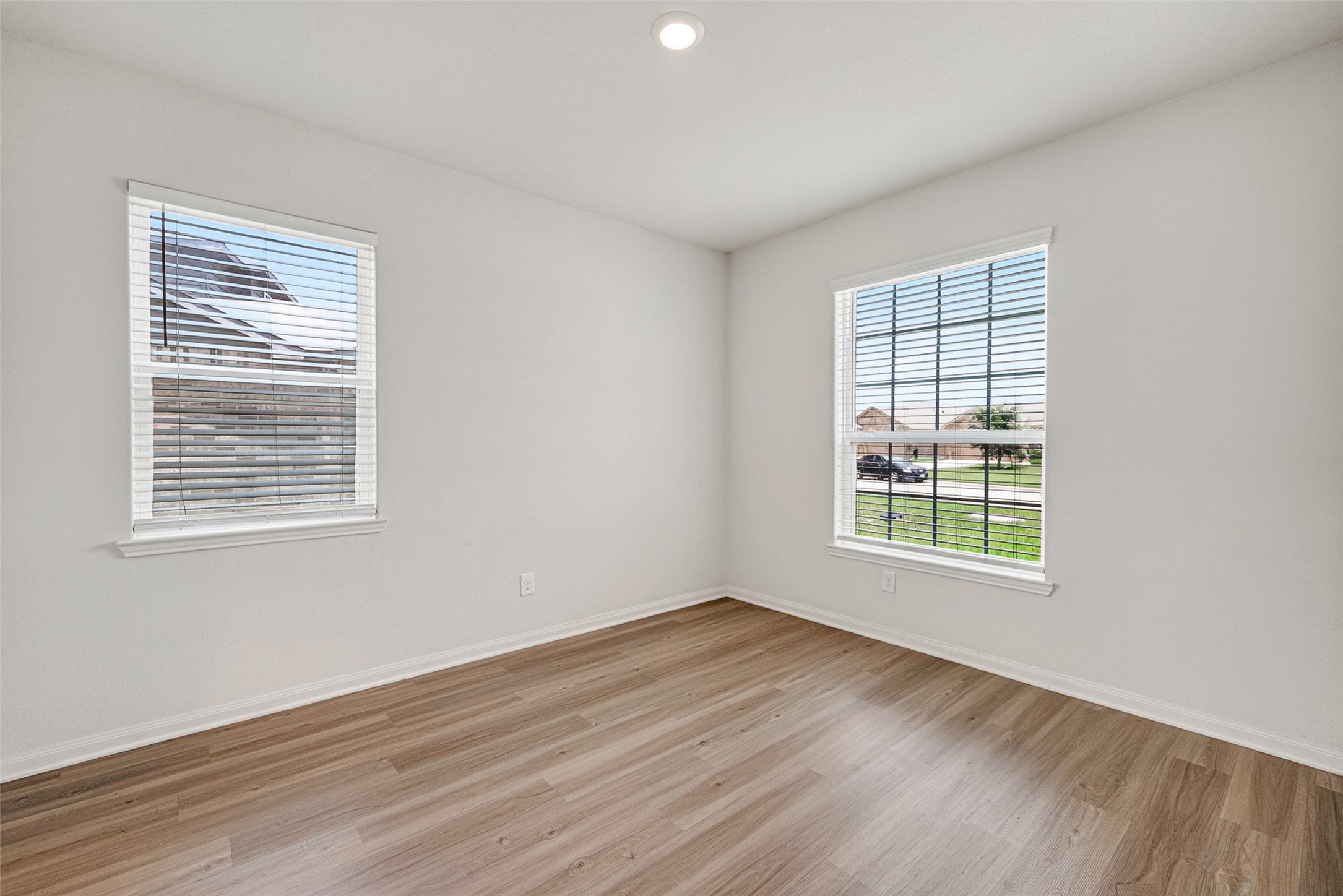 2128 Mule Ridge Drive Katy, TX 77493 - Photo 11 of 33