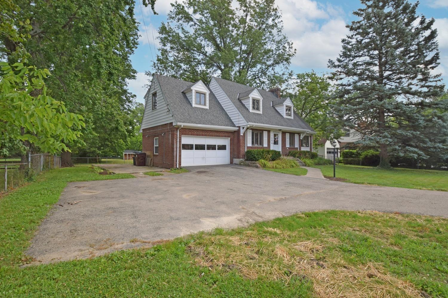 10474 Kenwood Road Blue Ash, OH 45242 - Photo 2 of 30