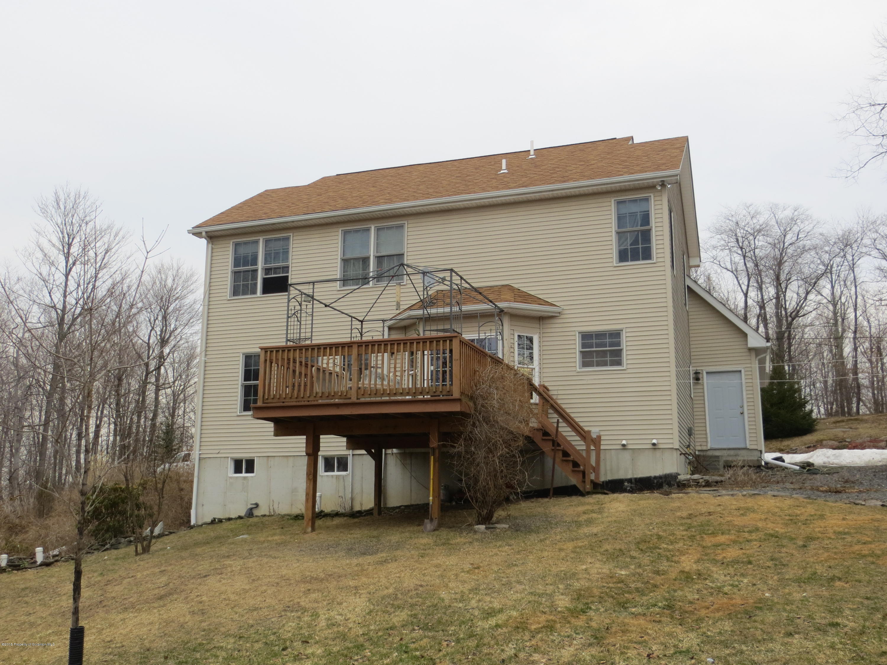 66 Jones Street Moscow, PA 18444 - Photo 19 of 26 Gallery Image 19