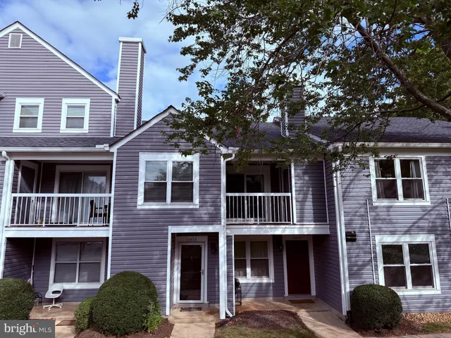 $2,000 | 13513 Orchard Drive, Unit 3513, Clifton, VA 20124