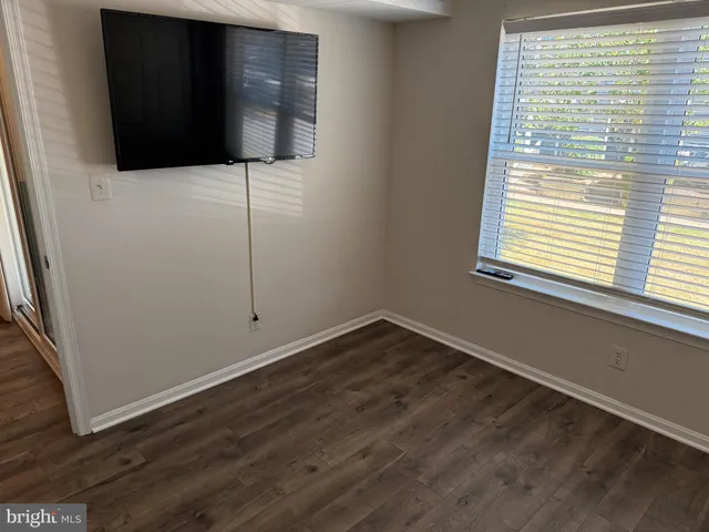 $2,000 | 13513 Orchard Drive, Unit 3513, Clifton, VA 20124