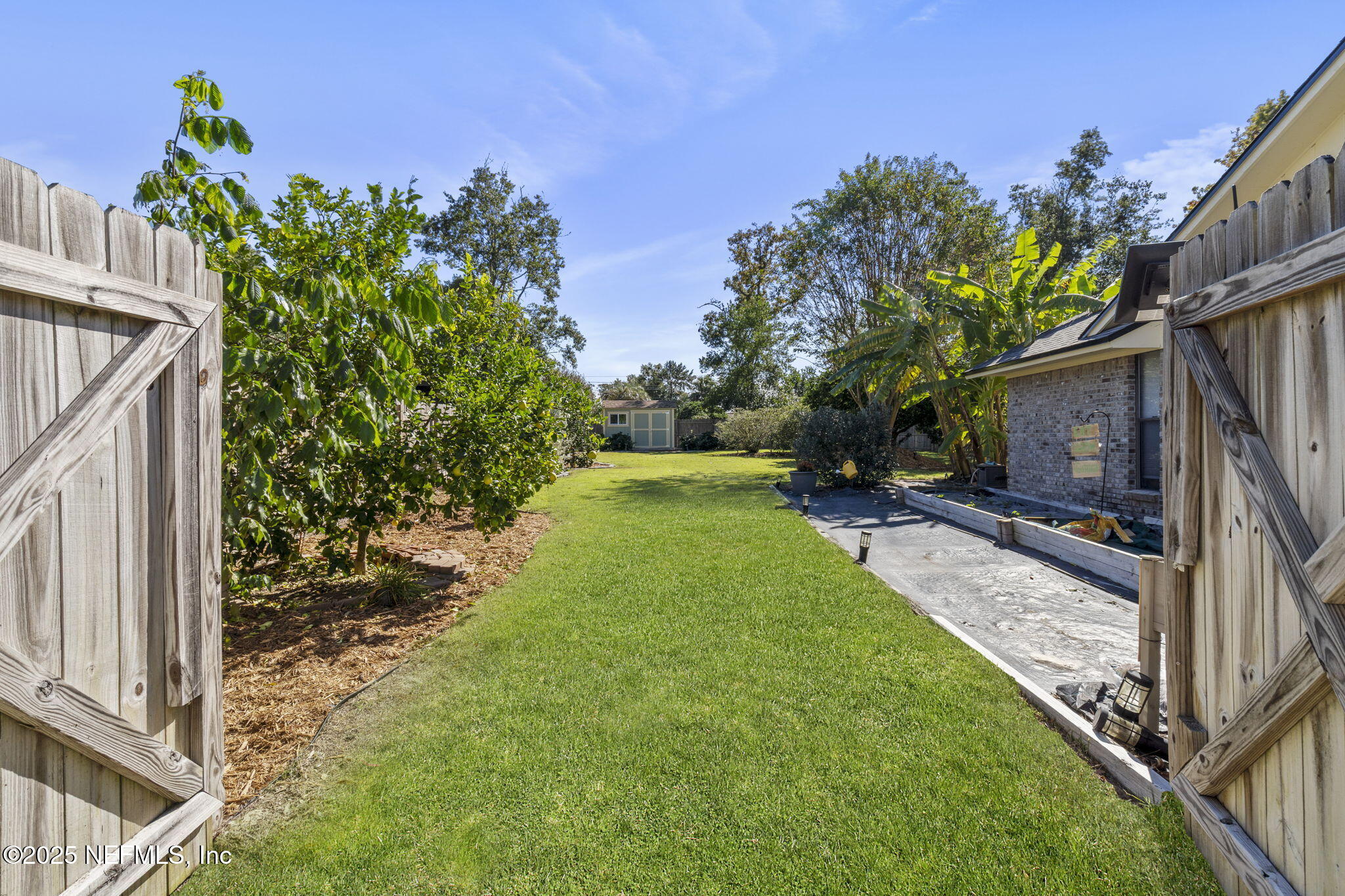 2587 Bayou Ridge Court Orange Park, FL 32065 - Photo 9 of 40