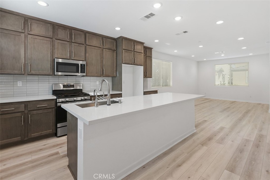 32844 Brunello Way Temecula, CA 92591 - Photo 8 of 58