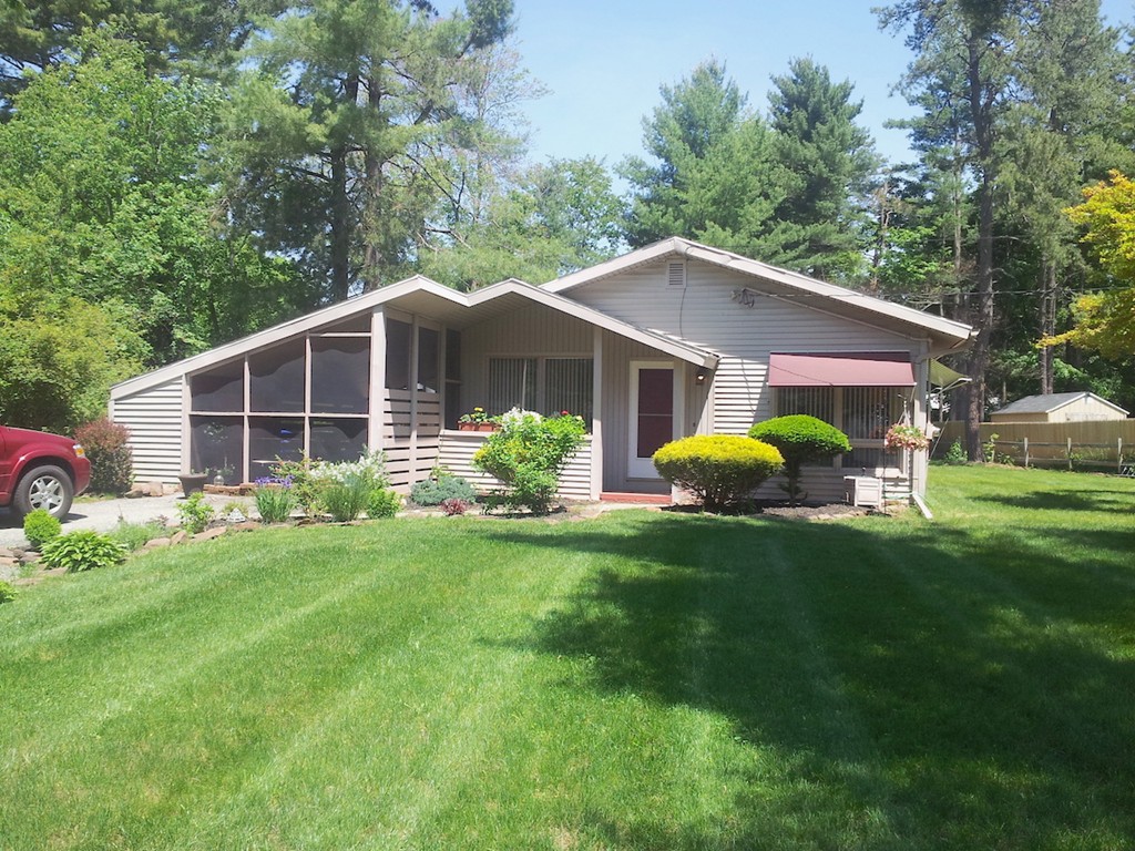 22 Lindsay Road Springfield, MA 01128 - Photo 1 of 22