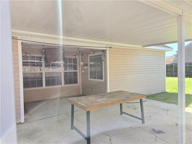 1830 Kings Row Slidell, LA 70461 - Photo 21 of 23