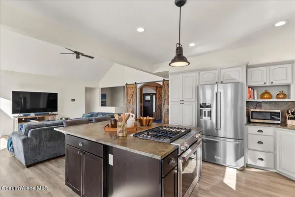 $1,798,000 | 3807 East Avery Lane, Coeur D'Alene, ID 83814