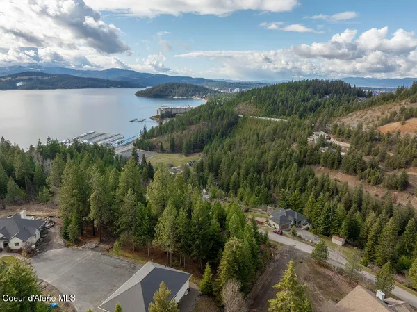 $1,798,000 | 3807 East Avery Lane, Coeur D'Alene, ID 83814