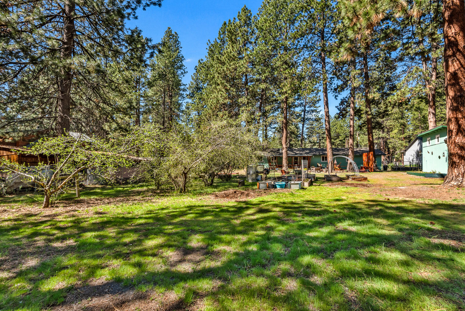 19130 Kiowa Road Bend, OR 97702 - Photo 19 of 25 OReilly_20250505_34_392095_72ppi