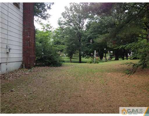113 Overbrook Road Piscataway, NJ 08854 - Photo 7 of 8 Gallery Image 7