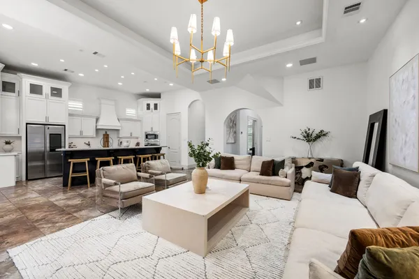 $4,900 | 1210 Parkerhaven Court, Houston, TX 77008