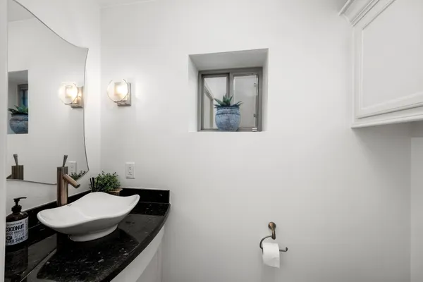 $4,900 | 1210 Parkerhaven Court, Houston, TX 77008