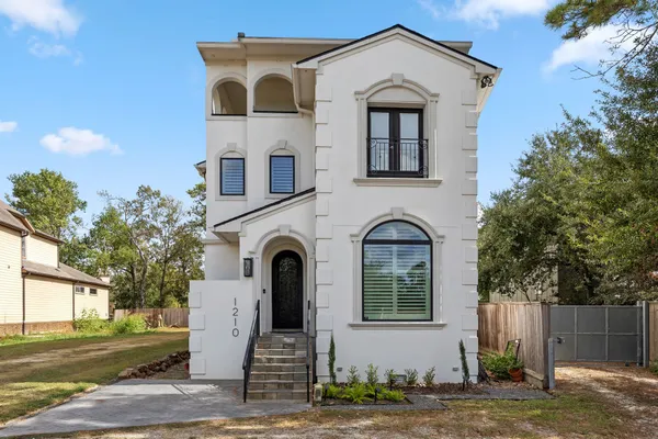 $4,900 | 1210 Parkerhaven Court, Houston, TX 77008