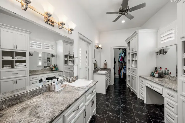 $4,900 | 1210 Parkerhaven Court, Houston, TX 77008