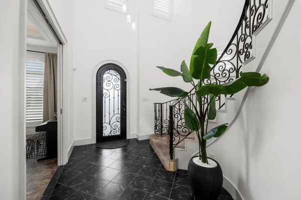 $4,900 | 1210 Parkerhaven Court, Houston, TX 77008