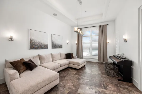 $4,900 | 1210 Parkerhaven Court, Houston, TX 77008