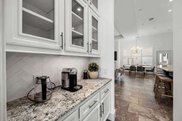 $4,900 | 1210 Parkerhaven Court, Houston, TX 77008