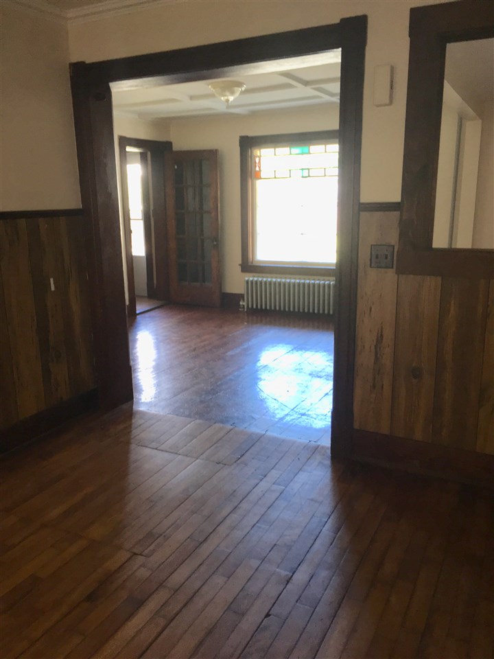 8 Central Street Springfield, VT 05156 - Photo 5 of 10