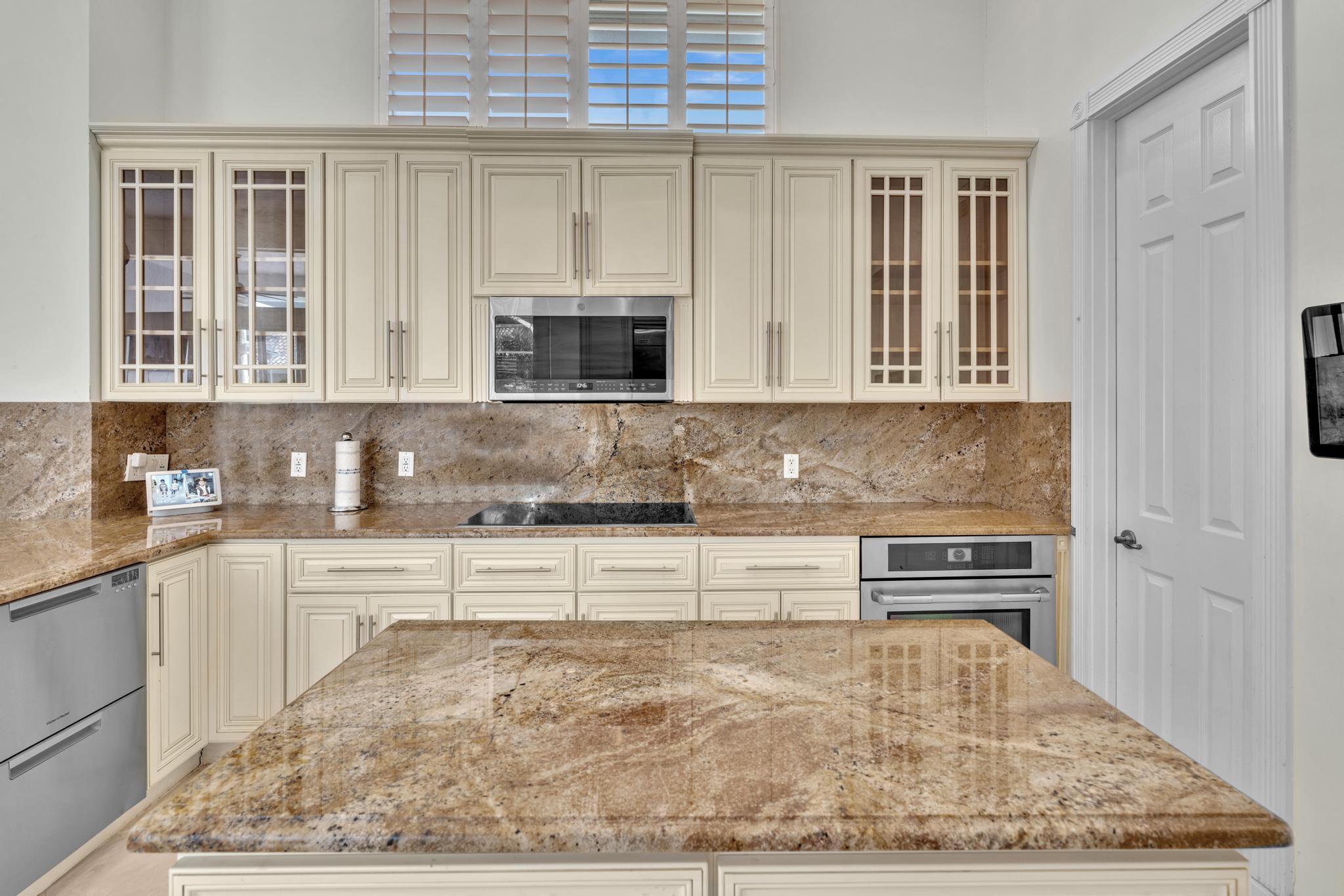 21833 Marigot Drive Boca Raton, FL 33428 - Photo 29 of 72 KITCHEN