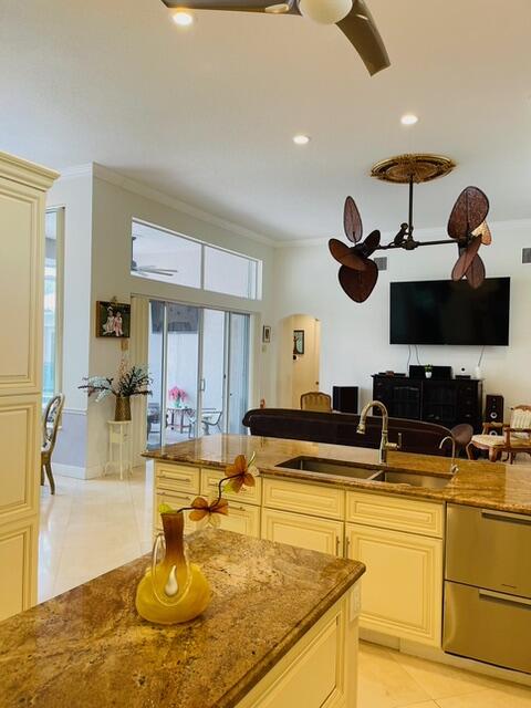 21833 Marigot Drive Boca Raton, FL 33428 - Photo 7 of 72 KITCHEN
