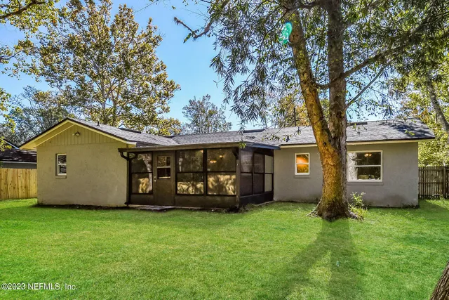 a view of an outdoor space and a yard