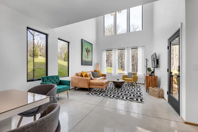 $745,000 | 542 Alexander Drive, Chattanooga, TN 37415