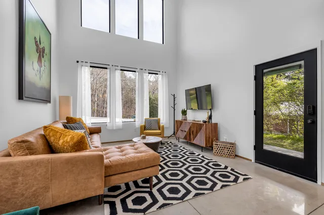 $745,000 | 542 Alexander Drive, Chattanooga, TN 37415