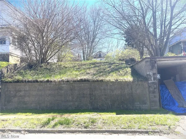 $5,000 | 1910 Market Street, Parkersburg, WV 26101