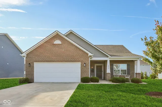 $339,900 | 6819 West Wintergreen Court, McCordsville, IN 46055